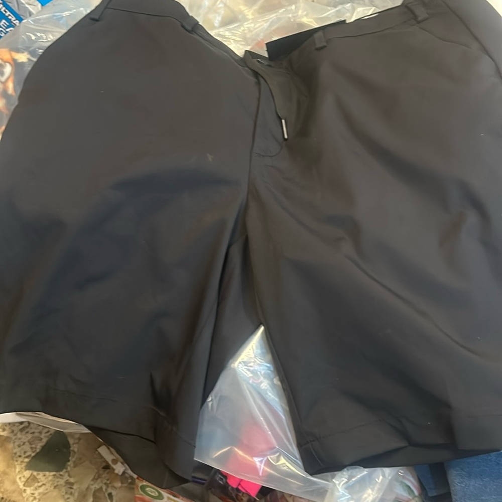 NWT Sz 2xlt black dress shorts by Shaquille O’Neal